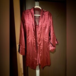 In Bloom By Jonquil Burgundy Satin Robe Size M-L